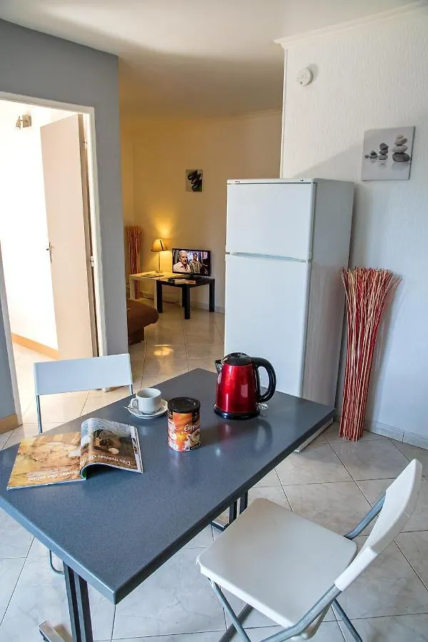 Hotel Les Persedes Lavilledieu  2*, Lavilledieu (Ardeche) Francja