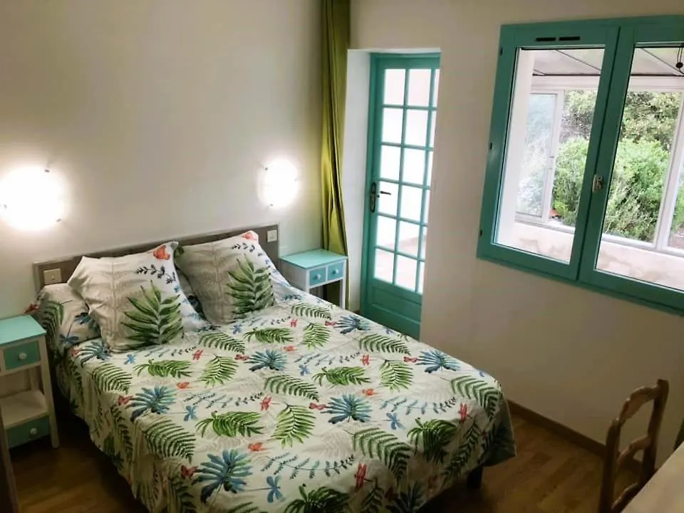 Hotel Les Persedes Lavilledieu