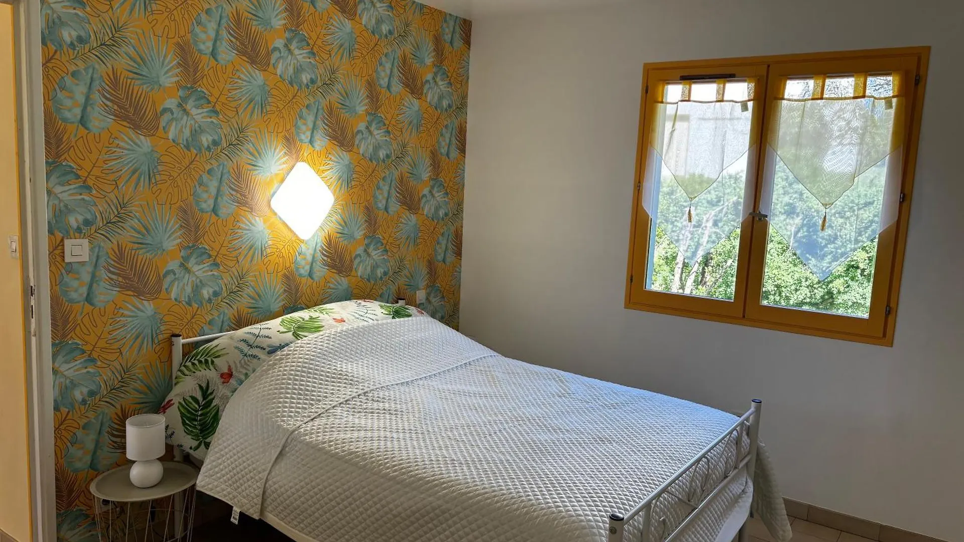 Hotel Les Persedes Lavilledieu  2*, Lavilledieu (Ardeche) France